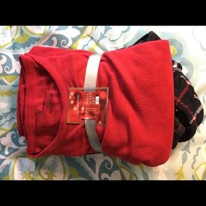 New with tags Pj set. Size XL.
